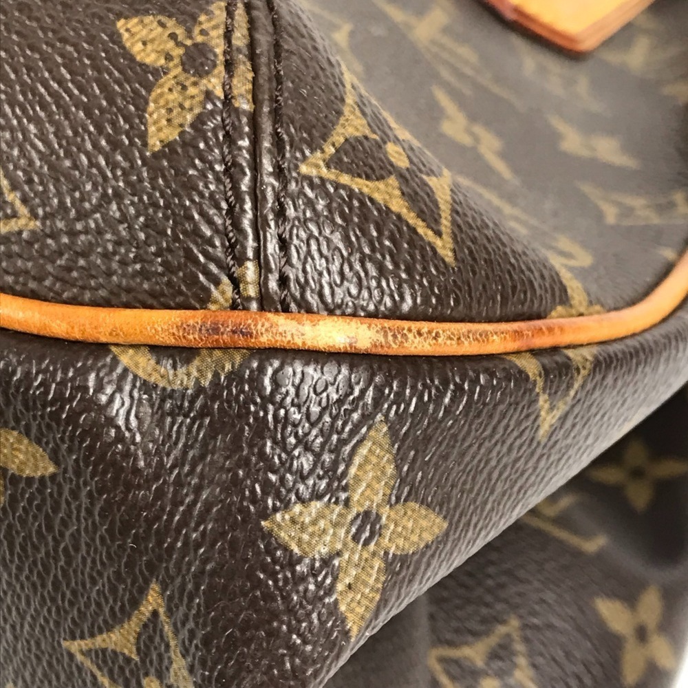 LOUIS VUITTON Brown Monogram Canvas Shoulder Bag - Picture 6 of 16